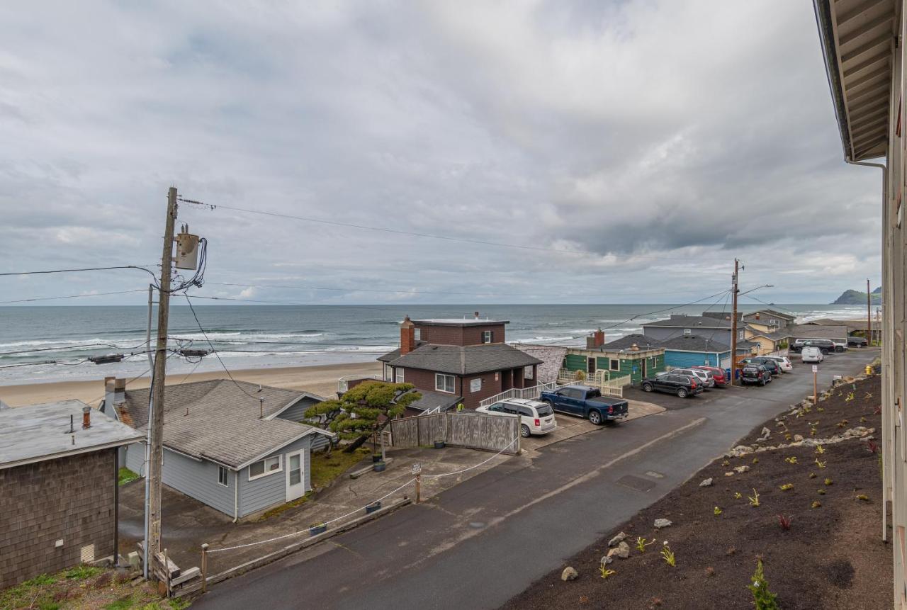 Surftides Plaza Rentals Lincoln City Eksteriør bilde